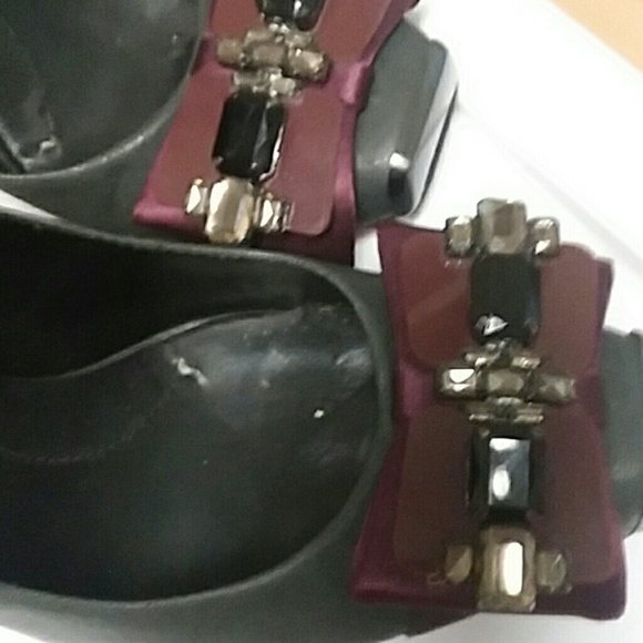 Olive leather heels like New - Picture 3 of 4